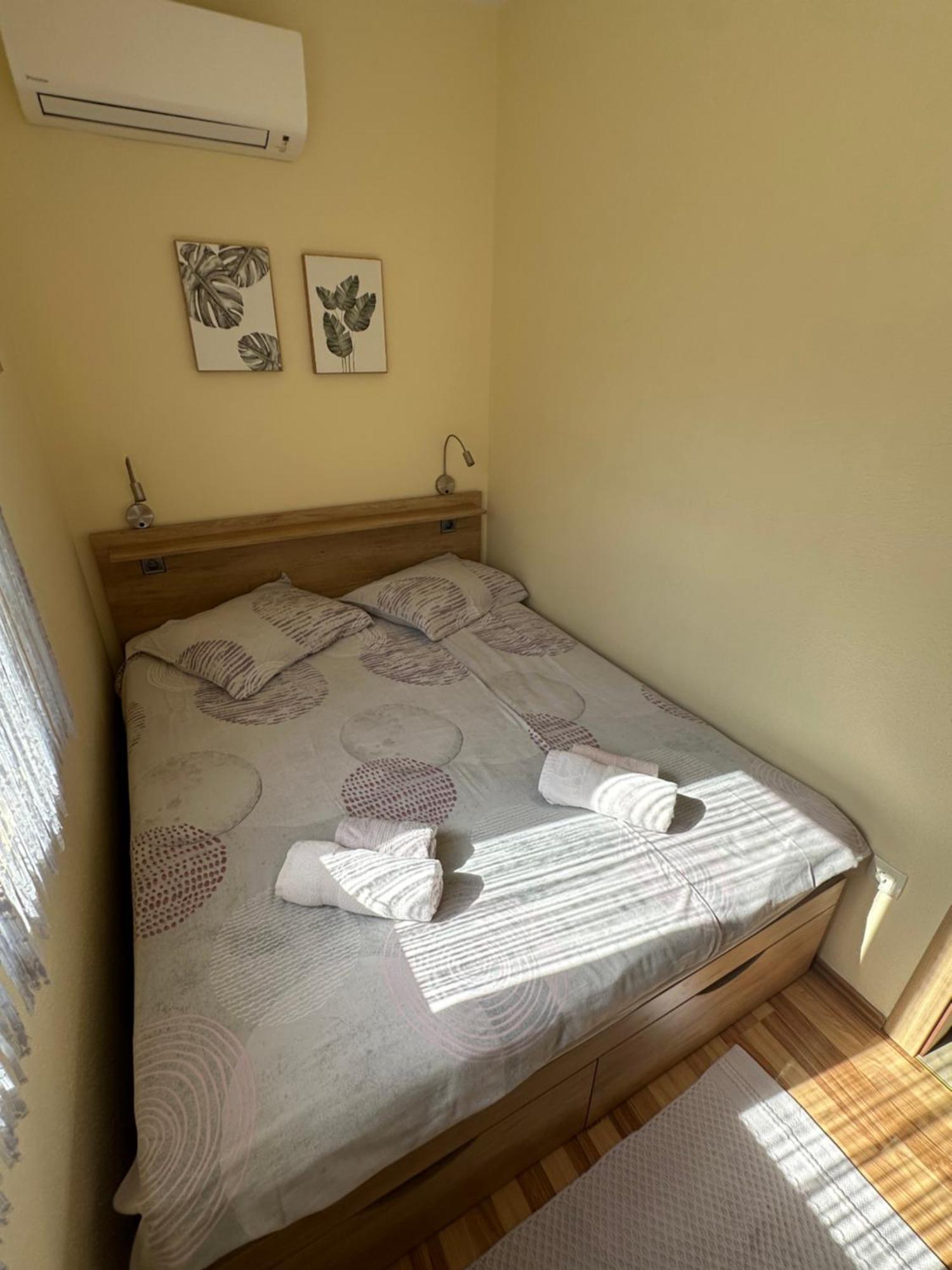 Apartmani Dora I Kati Orebić Extérieur photo
