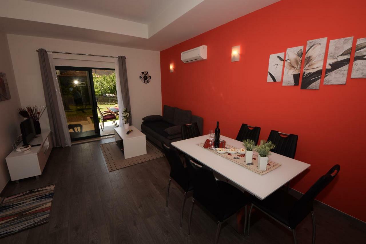 Apartmani Dora I Kati Orebić Extérieur photo