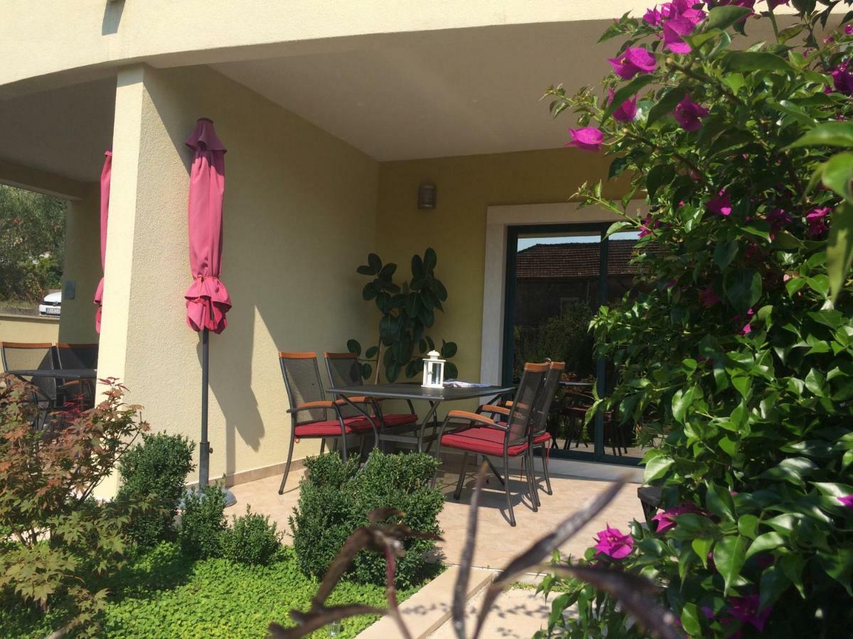 Apartmani Dora I Kati Orebić Extérieur photo