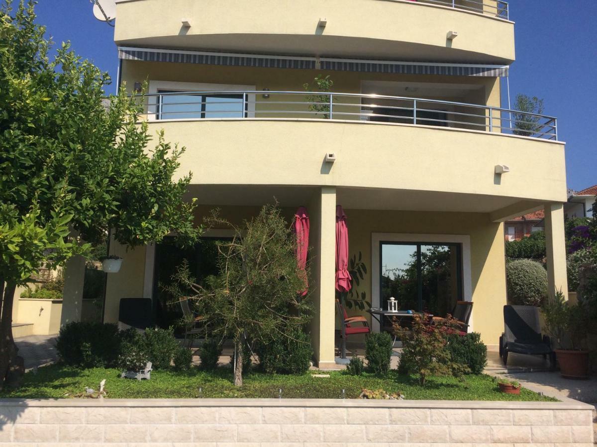 Apartmani Dora I Kati Orebić Extérieur photo