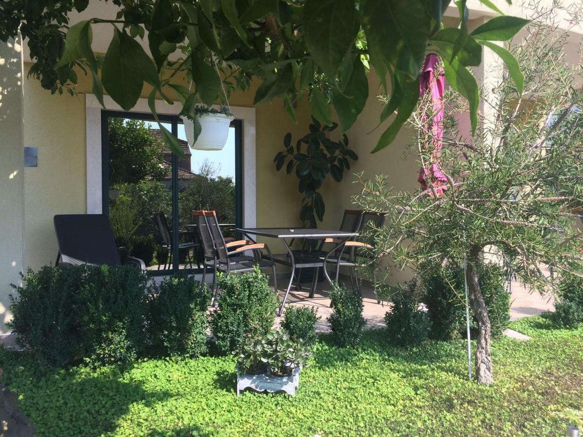 Apartmani Dora I Kati Orebić Extérieur photo